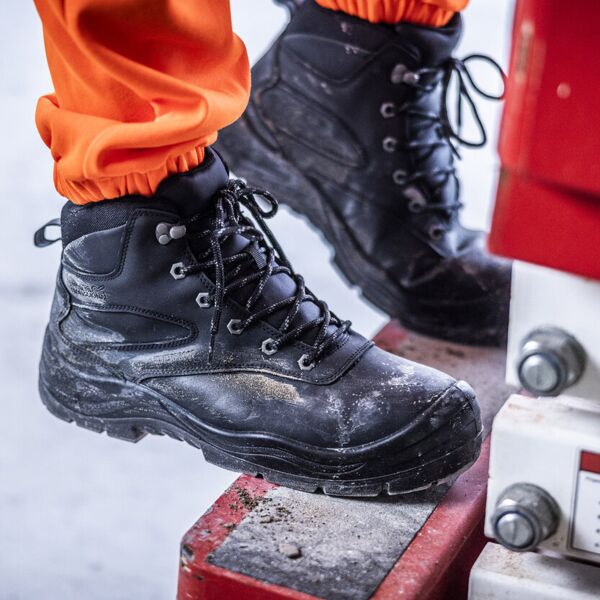 Guardstone S7 waterproof hikers Thumbnail